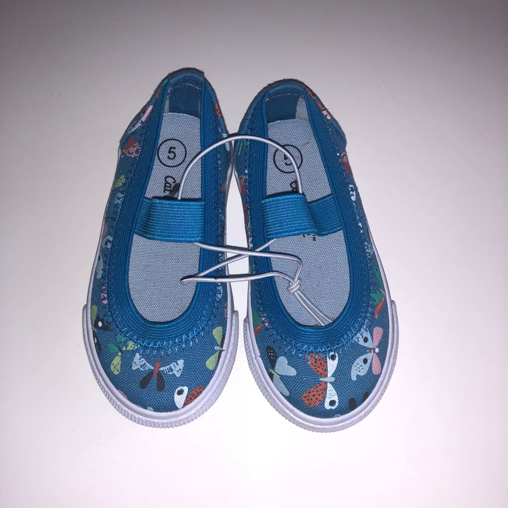 Girl shoes